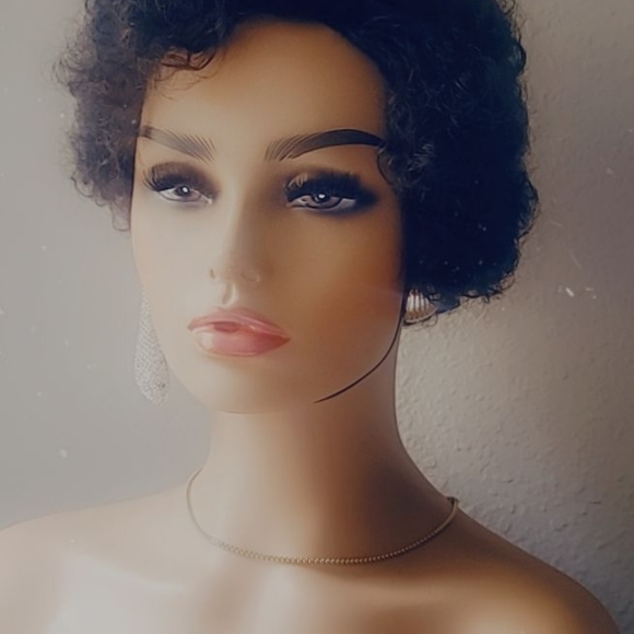 Braina short curly - Picture 4 of 4